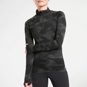 Athleta Momentum Half-Zip